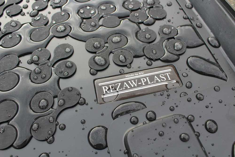 Rezaw Plast Guminis bagažinės kilimėlis Opel Insignia Station Wagon 2008-2017m.