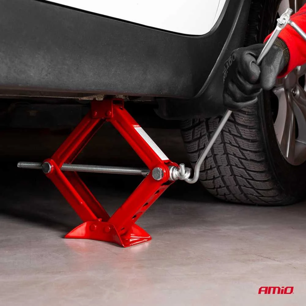 Trapezinis automobilio kėliklis 1500 kg CE, AMIO-02700