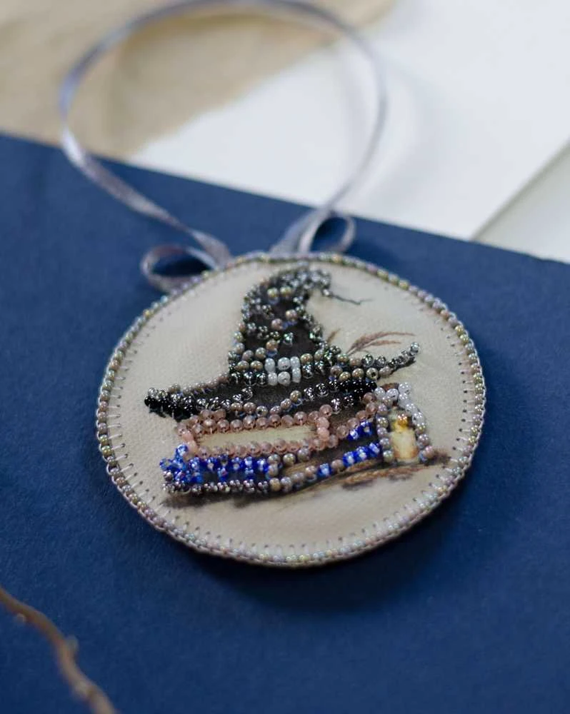 Abris Art Mini karoliukų siuvinėjimo rinkinys „Kerėtoja“, interjero dekoras