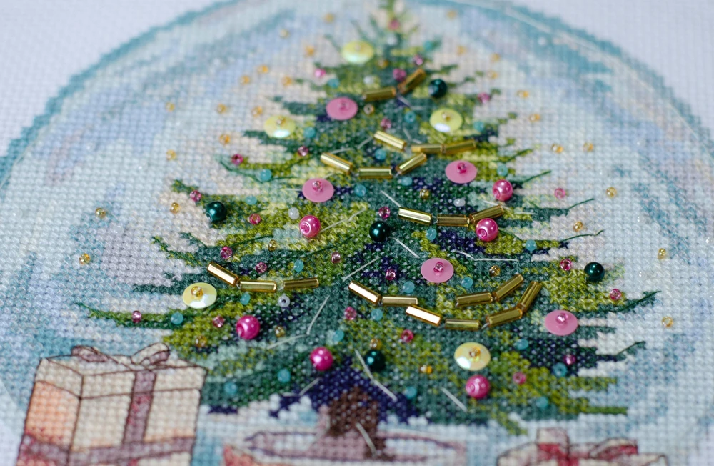 Abris Art Kalėdinis siuvinėjimo kryželiu rinkinys „Kalėdų laukimas“ su karoliukais