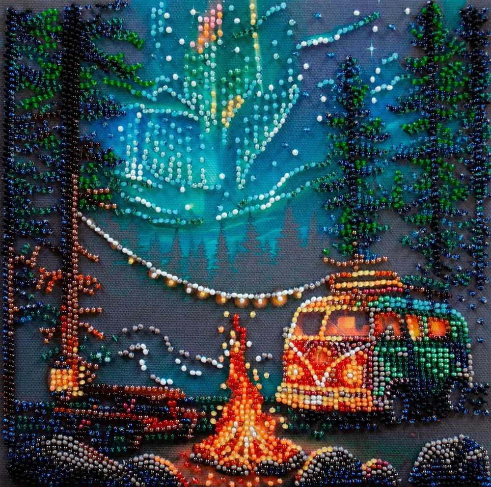 Abris Art Karoliukų siuvinėjimo rinkinys „Stovyklavimas po žvaigždėmis“ 20x20