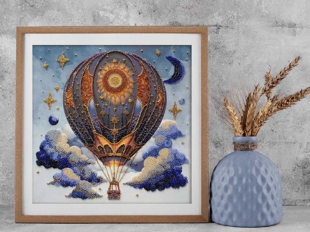 Abris Art Karoliukų siuvinėjimo rinkinys „Oro nuotykiai“ 28x28 cm