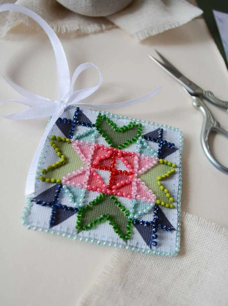 Abris Art Pavasario kaleidoskopo dekoracija 13,2x6,6 cm AABT-047