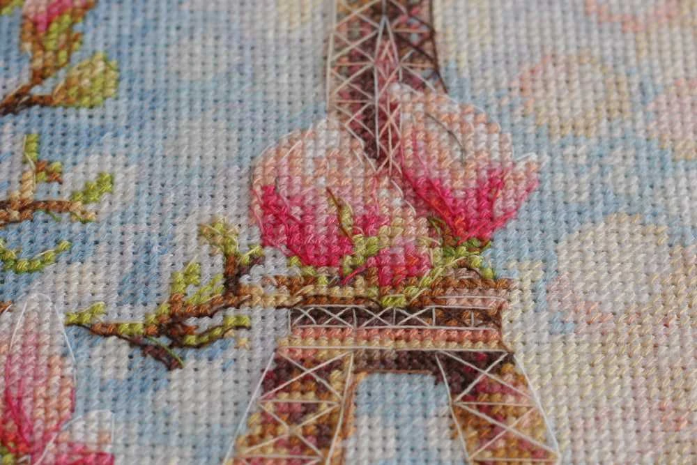 Abris Art Siuvinėjimo kryželiu rinkinys Rytas Paryžiuje, 17×25 cm, 38 spalvos