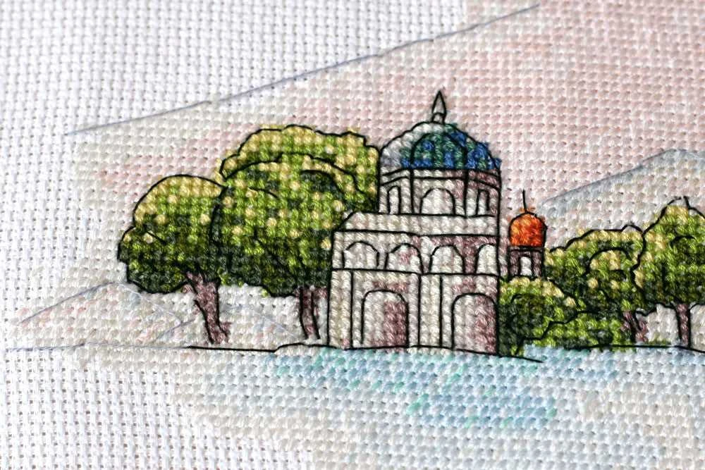 Abris Art Siuvinėjimo kryželiu rinkinys „Spalvoti kupolai“, 38x18 cm AAH-110