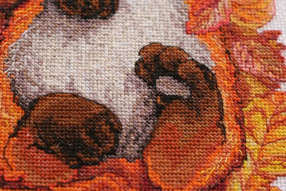 Abris Art Siuvinėjimo kryželiu rinkinys „Pirmasis ruduo“, 24×36 cm, 14 ct, 33 spalvos