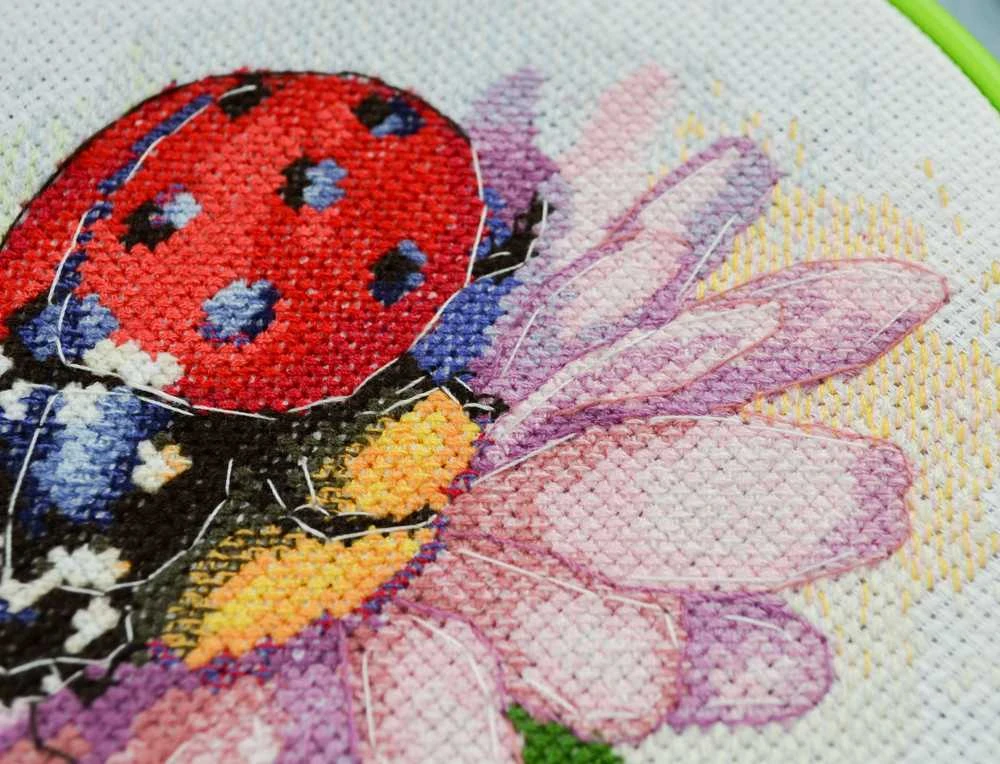Abris Art Siuvinėjimo kryželiu rinkinys su lankeliu „Sunny Bedryk“ 17x17 cm