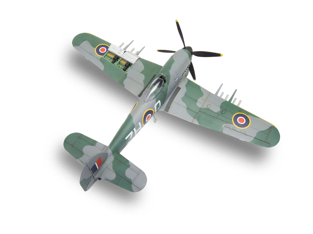 Airfix Hawker Typhoon IB dovanų rinkinys 1:72, plastikinis modelis (A55208A)