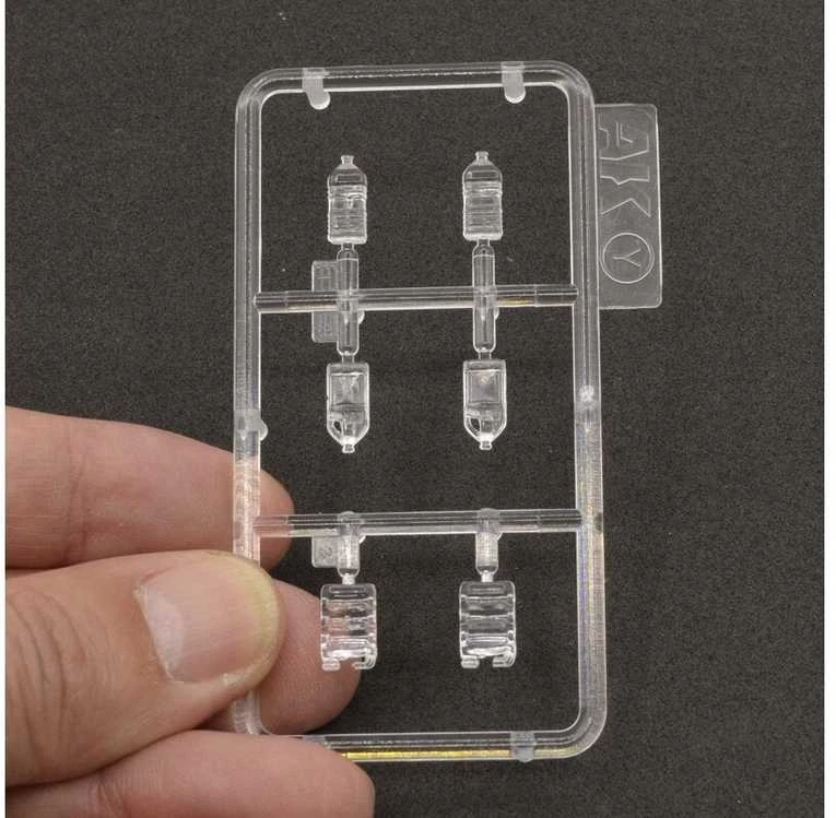 AK Interactive buteliai ir skardinės 1/35 mastelio rinkinys