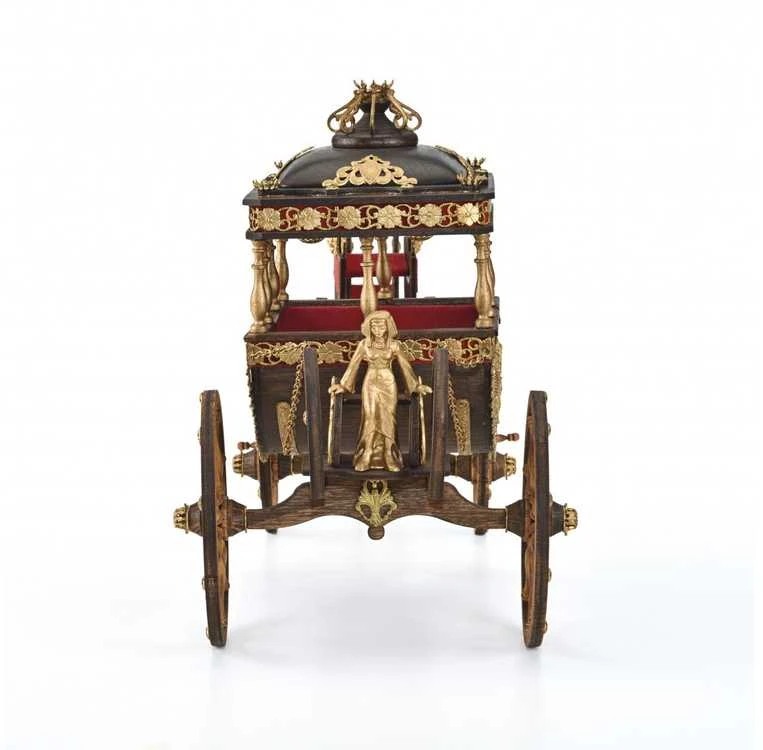 Amati Karališkoji karieta 1819, 1/24 medinis surinkimo rinkinys