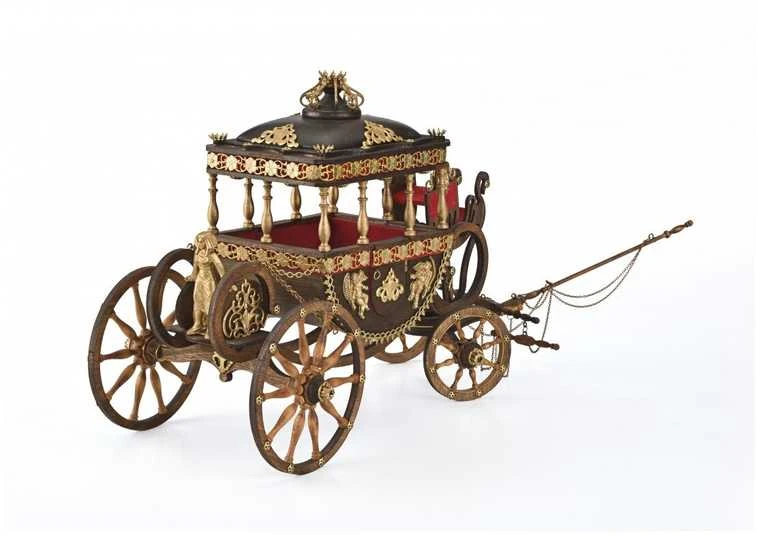 Amati Karališkoji karieta 1819, 1/24 medinis surinkimo rinkinys