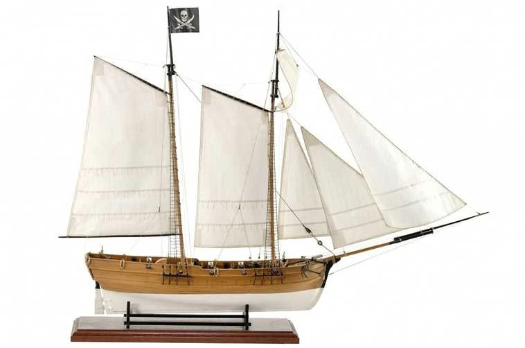 Amati piratų laivo Adventure medinis surenkamas modelis 1:60, 37 cm