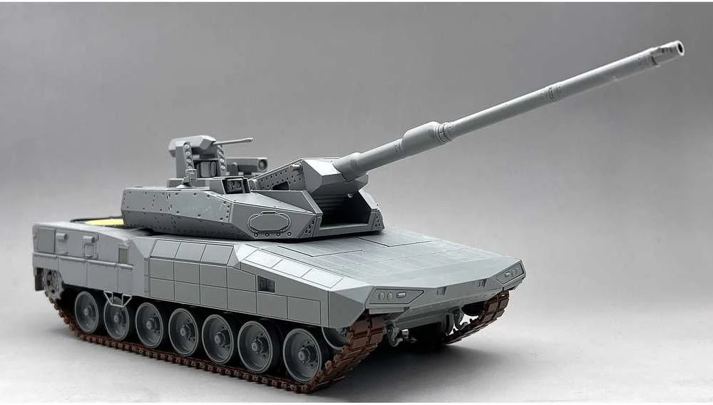 Amusing Hobby Leopard 2 A-RC 3.0 plastikinis tankas 1/35