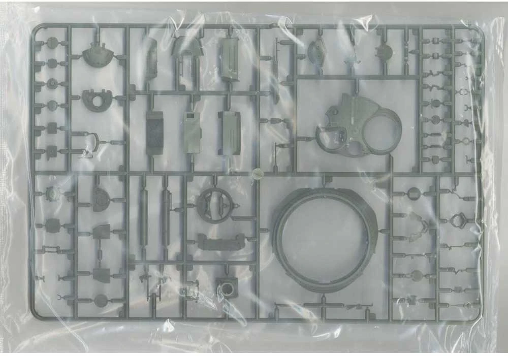 Amusing Hobby M-84A Jugoslavijos tankas 1/35 plastikinis surenkamas modelis