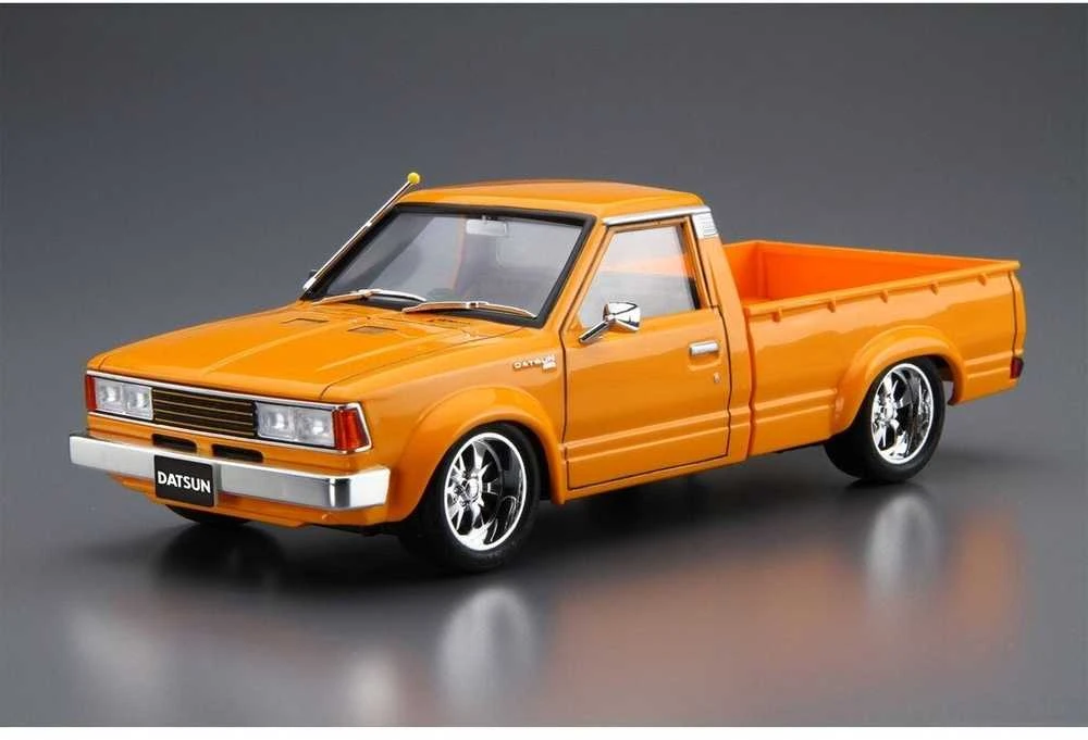 Aoshima Datsun 720 pikapas Custom 1/24 plastikinis modelio rinkinys