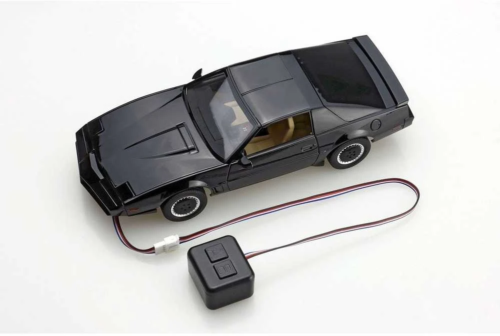 Aoshima Knight Rider K.I.T.T. 1/24 surinkimo rinkinys, 1 sezonas, su skeneriu