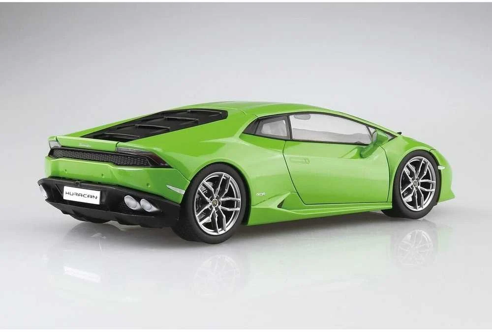 Aoshima Lamborghini Huracán 1/24 nudažytas surinkimo rinkinys, šviesiai žalias