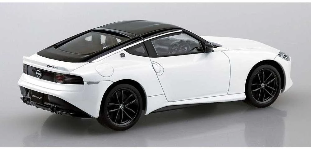 Aoshima Nissan Fairlady Z RZ34 Snap Kit 1/32 – Prism Baltas