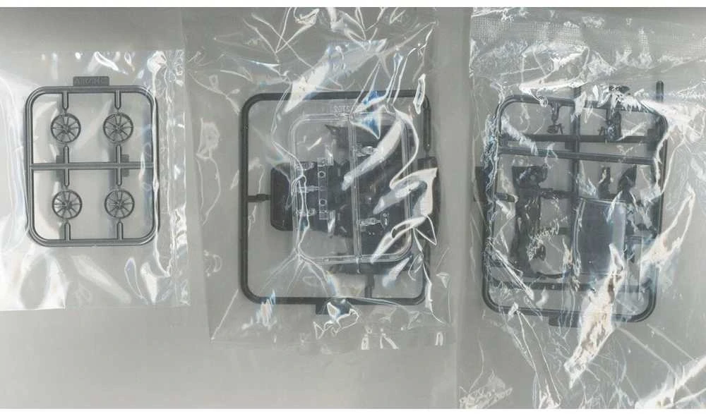 Aoshima Nissan Fairlady Z RZ34 Snap Kit 1/32 – Prism Baltas