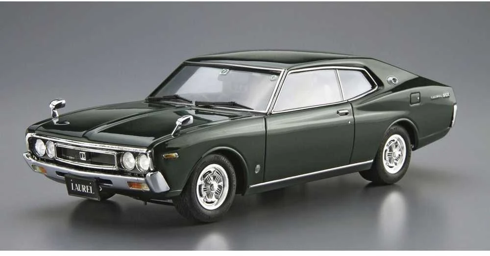 Aoshima Nissan Laurel HT 2000SGX ’72 1/24 plastikinis surenkamas modelis