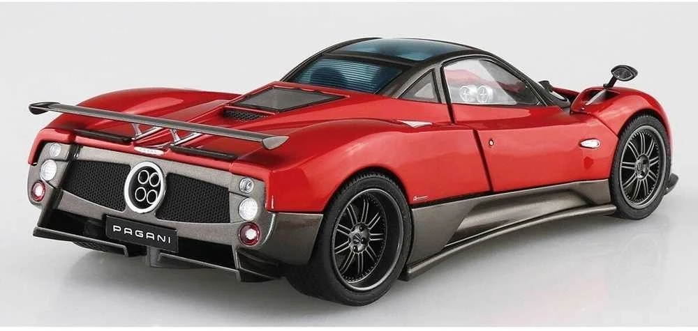 Aoshima Pagani Zonda F 2005 plastikinis modelis 1/24