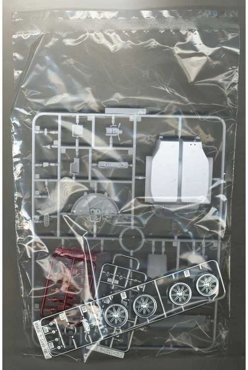 Aoshima Pagani Zonda F 2005 plastikinis modelis 1/24
