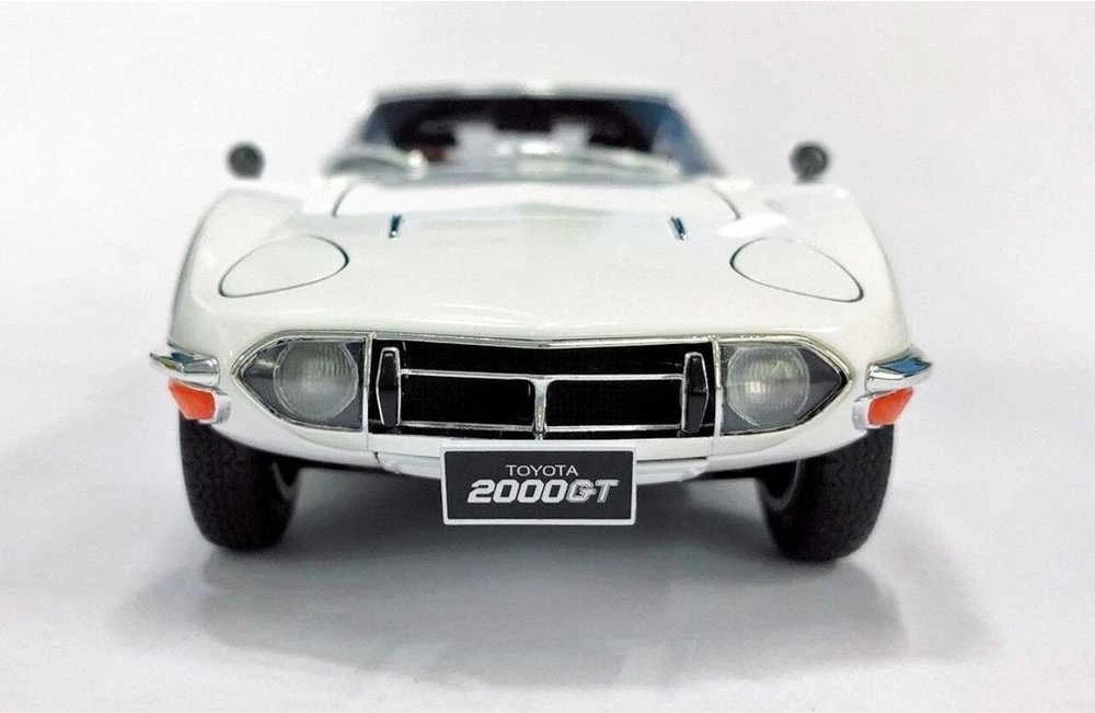 Aoshima Toyota 2000GT MF10 1969 plastikinis modelis 1/24