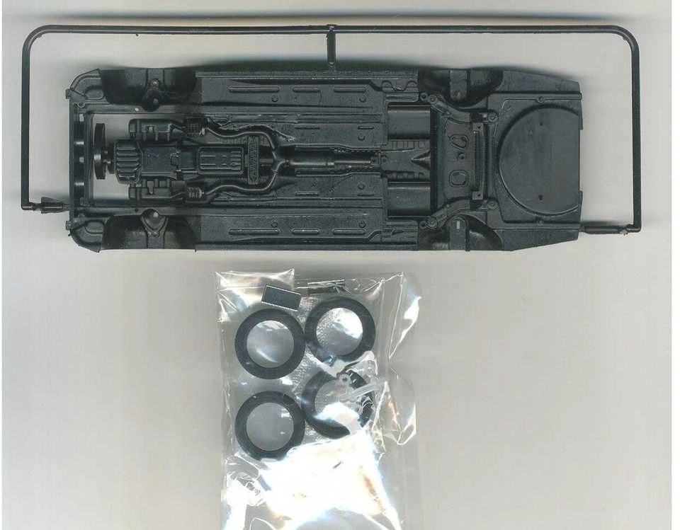 Aoshima Toyota Aristo JZS147 1991 1/24 plastikinis modelio rinkinys
