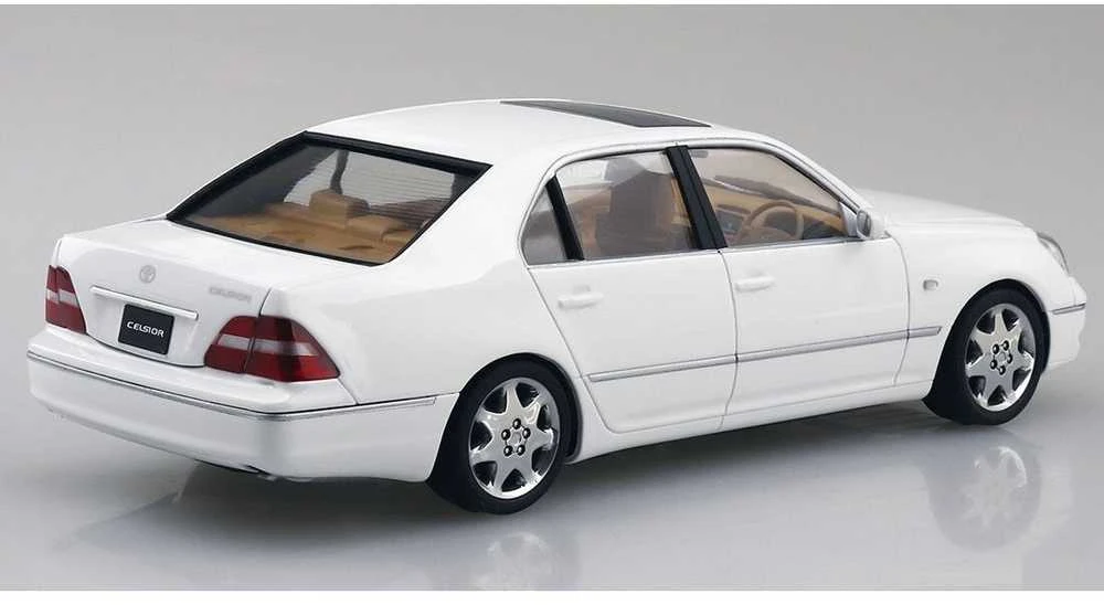 Aoshima Toyota Celsior UCF30 (2000) 1/24 surenkamas plastikinis rinkinys
