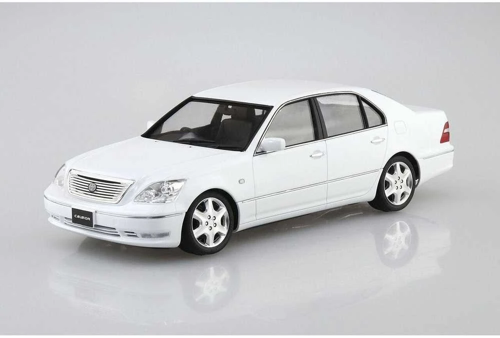 Aoshima Toyota Celsior UCF31 2005 1/24 surenkamas plastikinis modelis