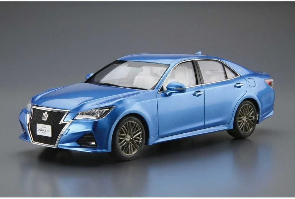 Aoshima Toyota Crown Athlete G 2015 1/24 surenkamas plastikinis modelis 05876