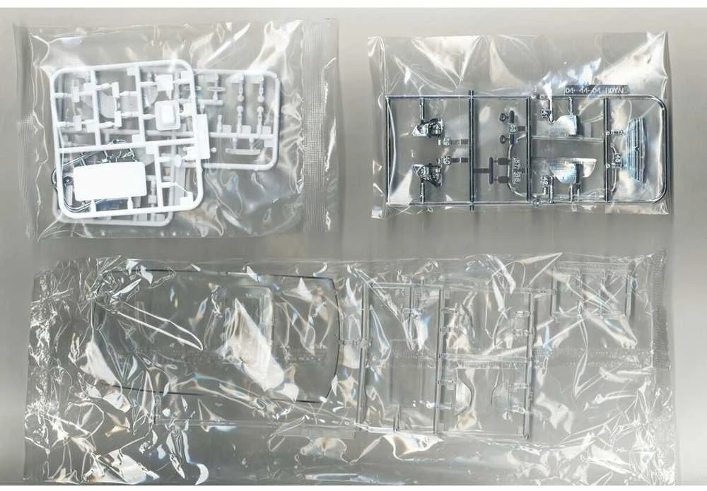 Aoshima Toyota Crown GRS182 2005 policijos automobilis, 1/24 rinkinys