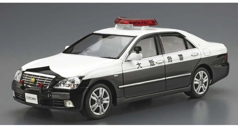 Aoshima Toyota Crown GRS182 2005 policijos automobilis, 1/24 rinkinys