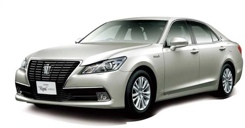 Aoshima Toyota Crown Hybrid Royal Saloon G 2012 1/24 surenkamas modelis