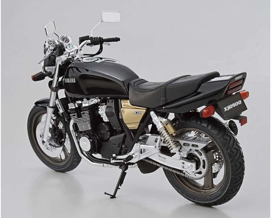 Aoshima Yamaha XJR400 4HM (1993) 1/12 plastikinis surenkamas rinkinys