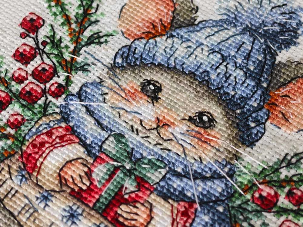 Ava Stitch Kalėdinė magija – kryželiu siuvinėjimo rinkinys AVA-P027