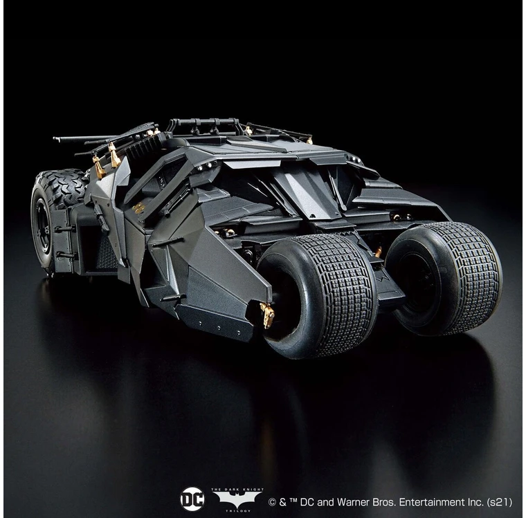 Bandai Batmobilis „Batman Begins“ 1:35 surenkamas modelis