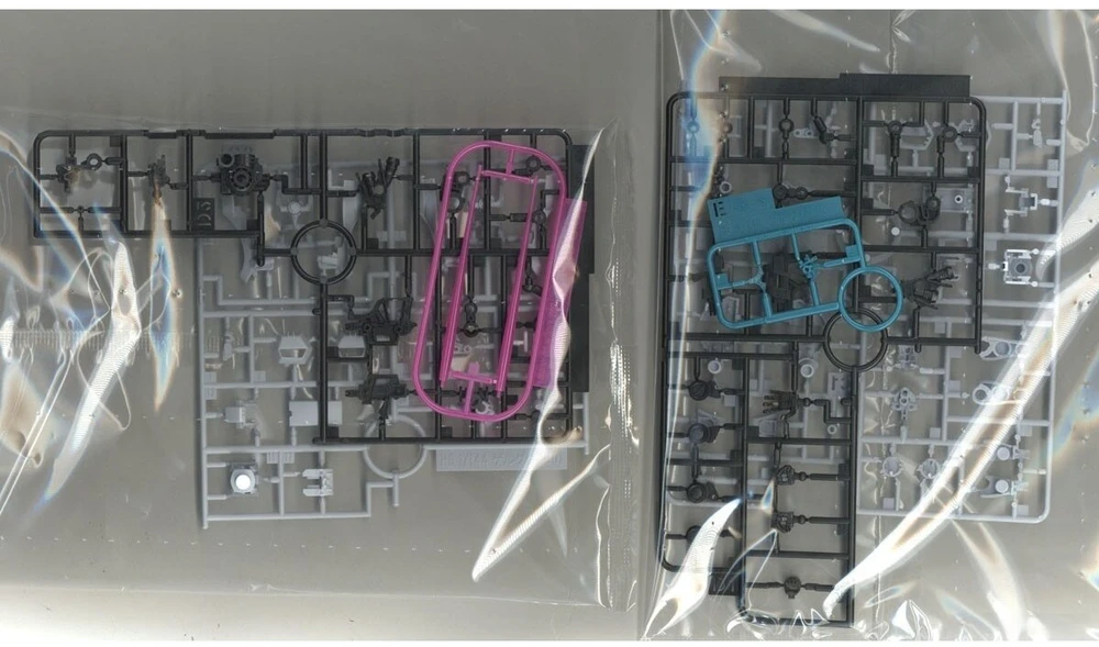 Bandai Gunpla Gelgoog (GQ) 1/144 – plastikinis surenkamas modelis
