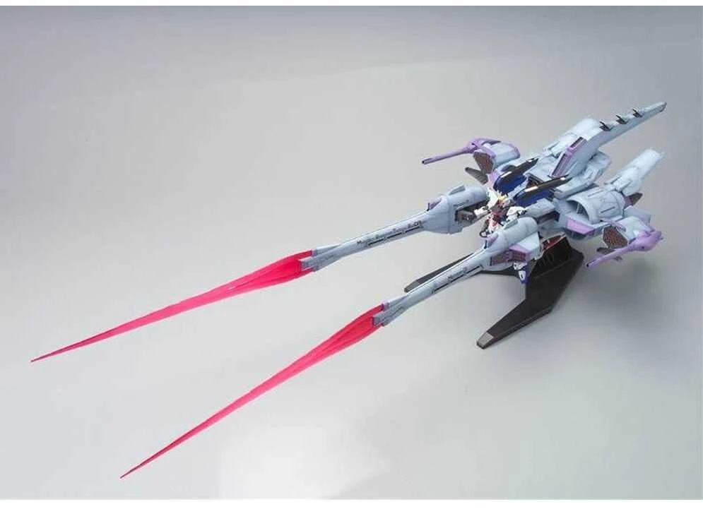 Bandai HG 1/144 METEOR UNIT + FREEDOM GUNDAM