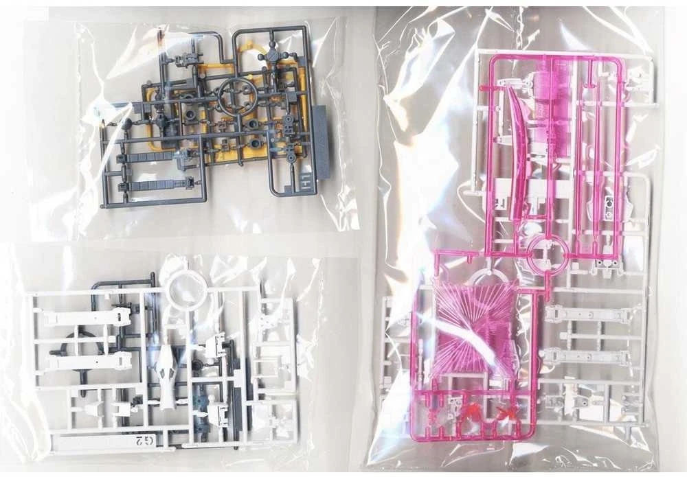 Bandai HGUC Crossbone Gundam X1 1/144 plastikinis Gunpla rinkinys