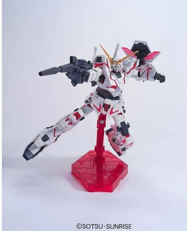 Bandai Gunpla HG 1/144 RX-0 UNICORN GUNDAM DESTROY MODE