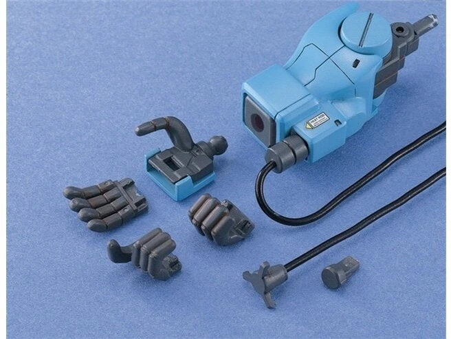 Bandai MG Gouf Custom MS-07B-3 Gunpla modelis 1/100, 61575
