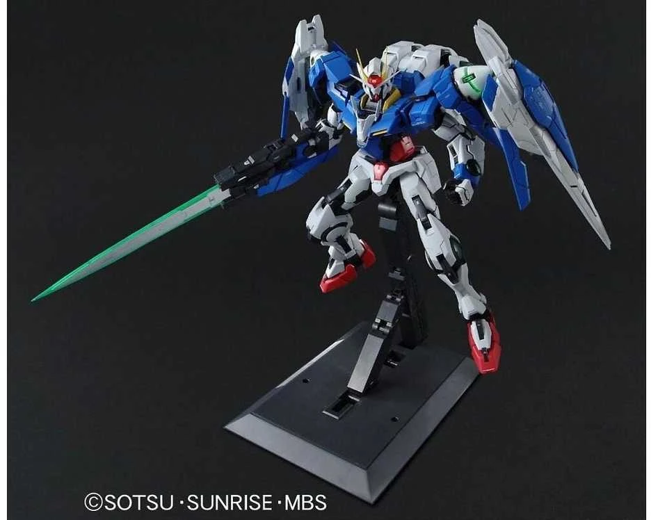 Bandai PG 1/60 00 Raiser Gundam Gunpla (GN-0000 + GNR-010)