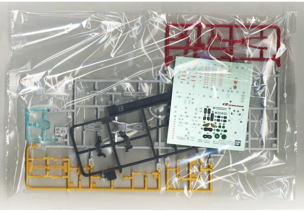 Bandai RG Shining Gundam 1/144 surenkamas plastikinis Gunpla modelis