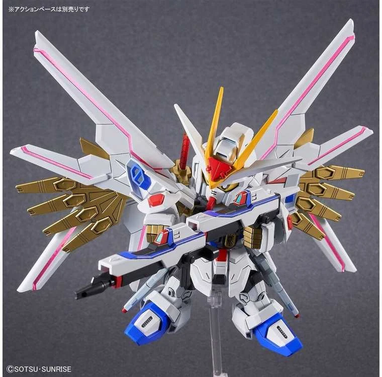 Bandai SDCS MIGHTY STRIKE FREEDOM GUNDAM