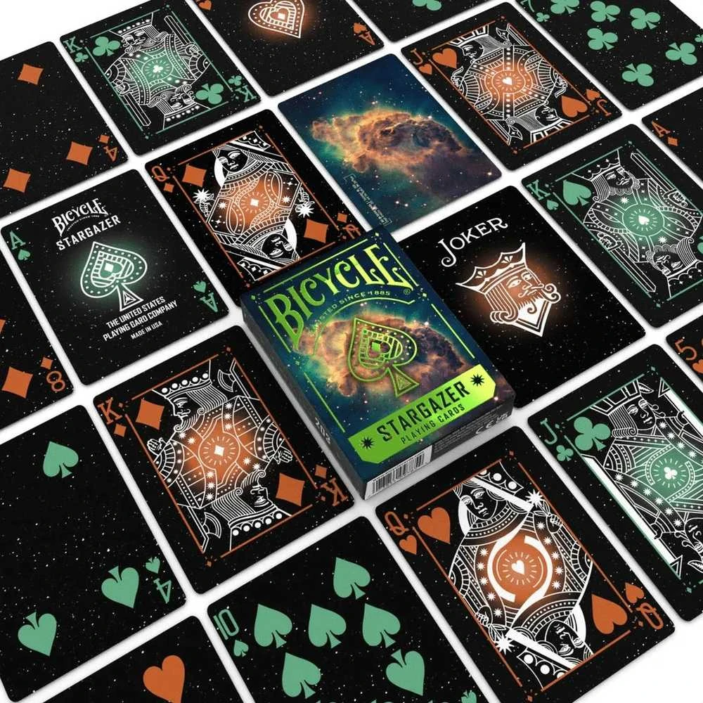 Bicycle Stargazer žaidimo kortos su Carina ūko dizainu – pokeriui, triukams