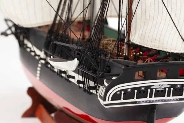 Billing Boats – USS Constitution – Medinis korpusas (439902)