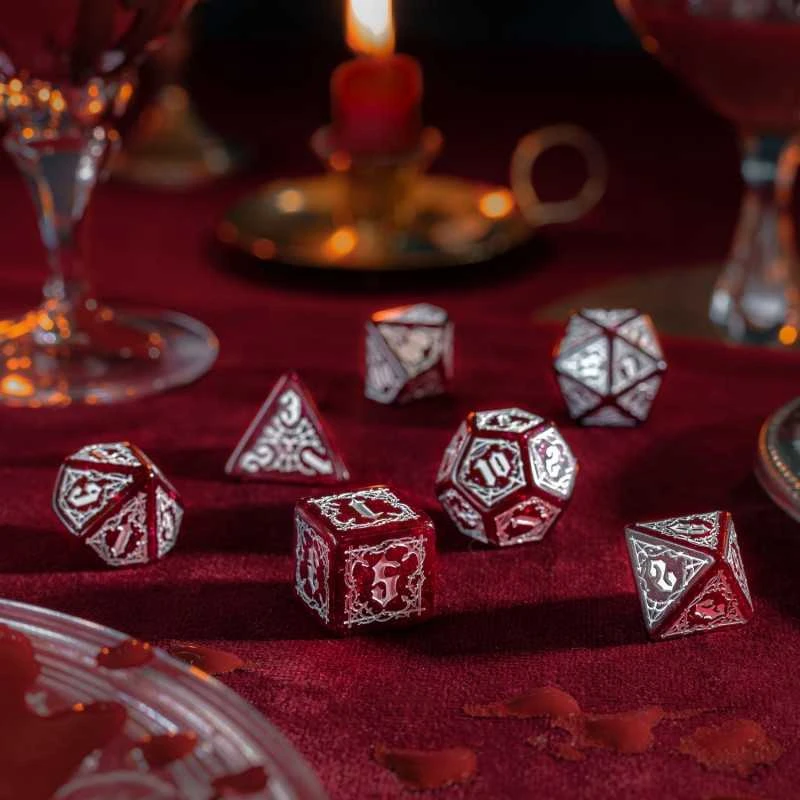 Bloodsucker Scarlet RPG Q-WORKSHOP Kauliukų Rinkinys