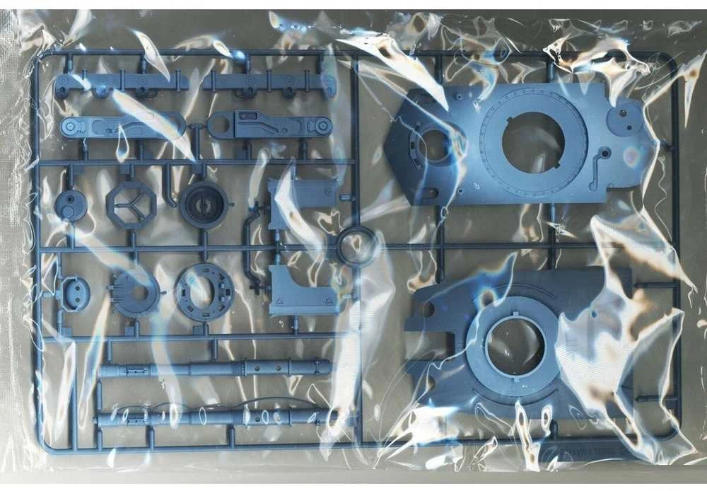 Border Model Grizzly tankas Raudona Alert 2 plastikinis 1/35 modelis