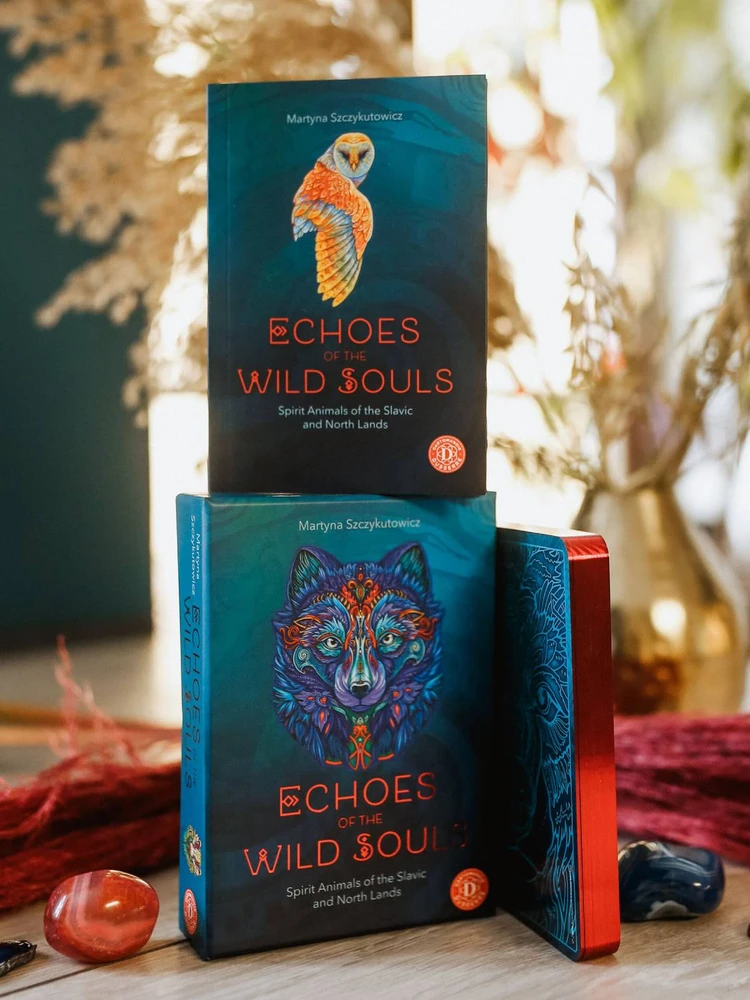 Cartamundi Kolekcionuojamos Kortelės - Tarot Kortų Kaladė - Echoes of the Wild Souls, 34 Iliustruotos Kortos, 15,0 x 10,5 x 3,5 cm